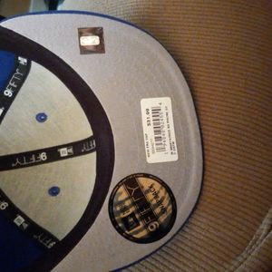 New era hat sixers..